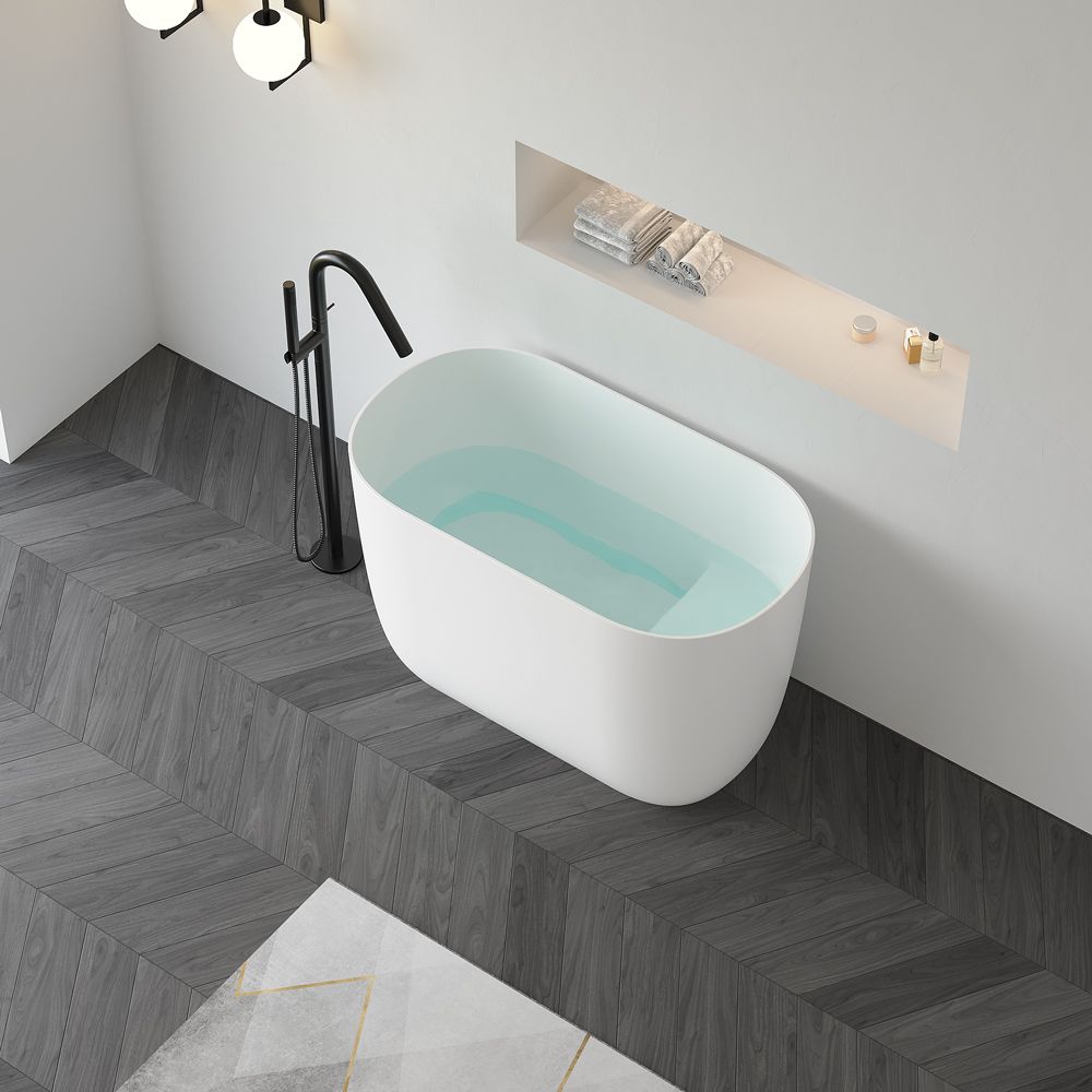 KT-8135 Seated Bathtub Resin Stone Bath With Seat Built-in