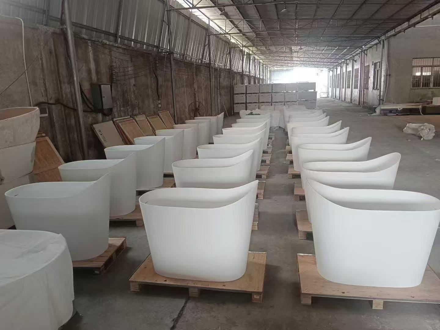 KT-8408 Solid Surface Mini Soaking Bathtub