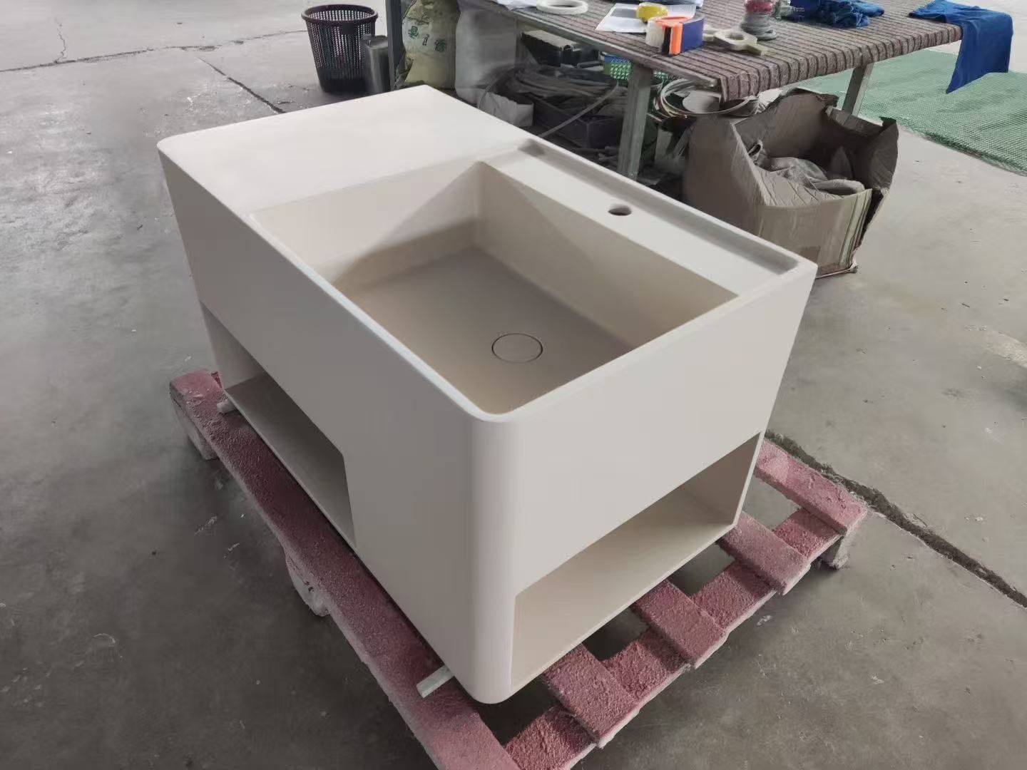 Wall hung cabinet in solid surface