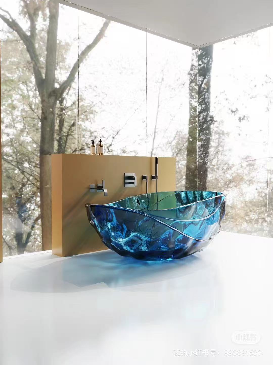 Will Transparent Resin Bathtubs Become Outdated?