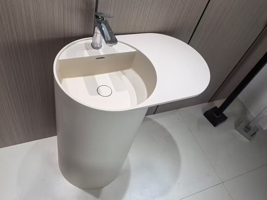 freestanding sink with counter 02.jpg