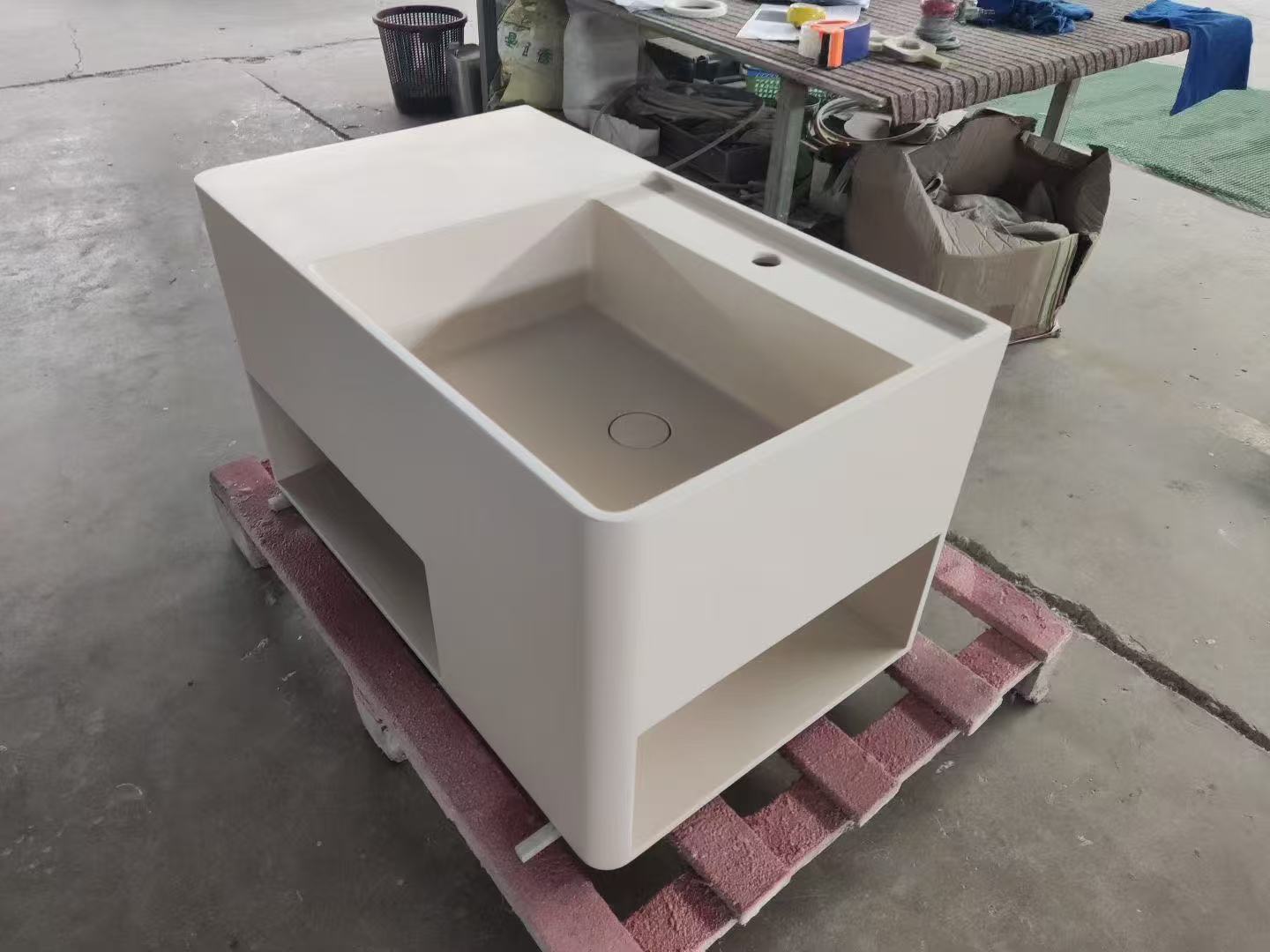 Wall hung cabinet in solid surface