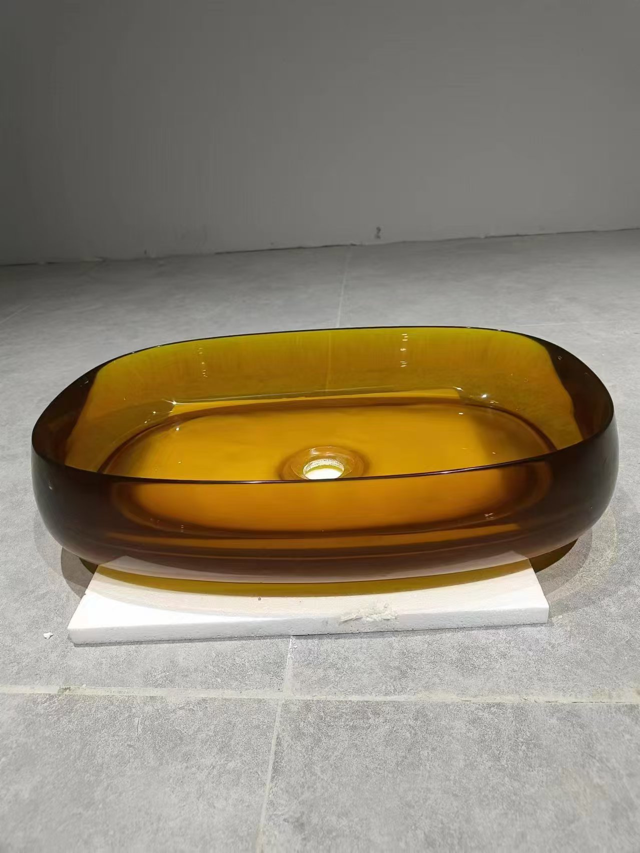 KT-2007 Oval Transparent Resin Countertop Basin