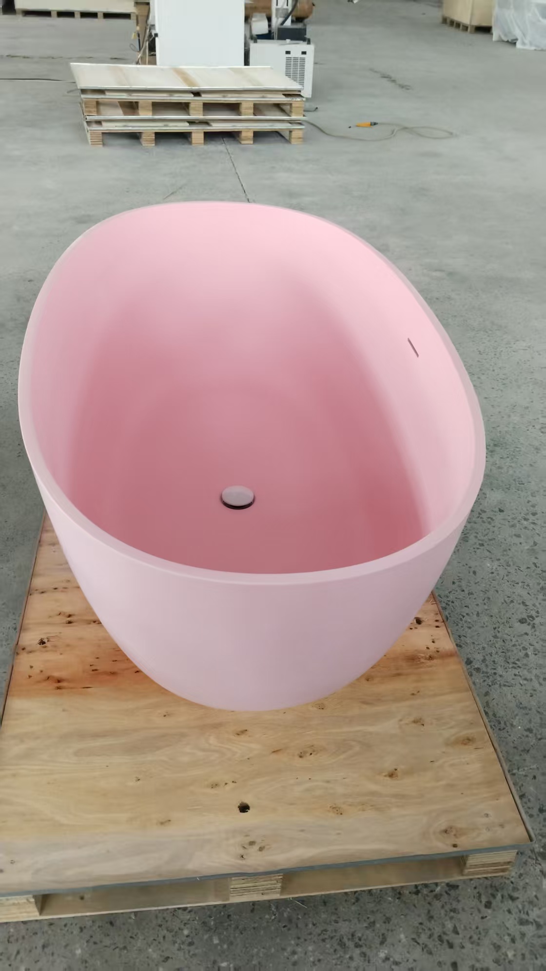KT-8105 Soft Pink Solid Surface Oval Freestanding Bathtub